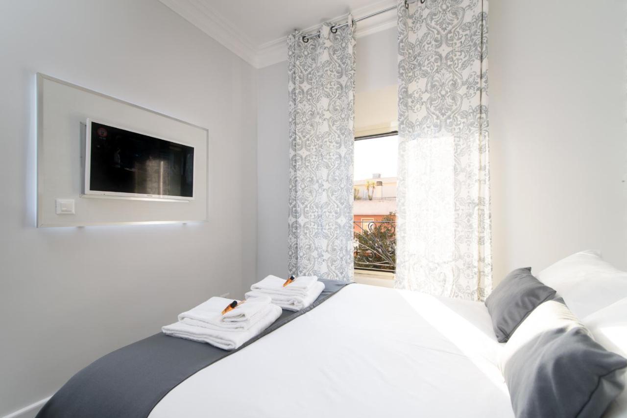 White Caesar Guesthouse Рим Екстериор снимка