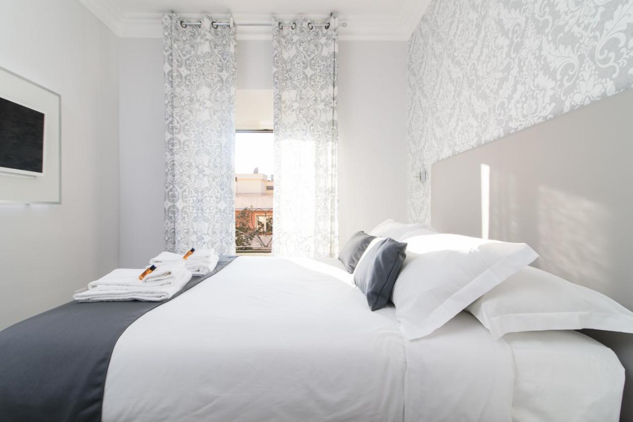White Caesar Guesthouse Рим Екстериор снимка